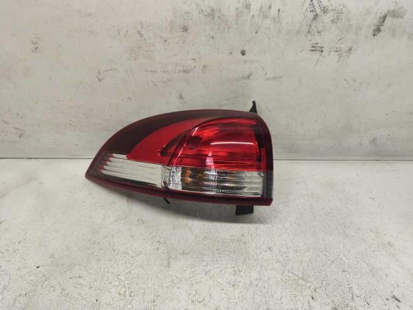 FEU ARRIERE GAUCHE RENAULT - Vue 1